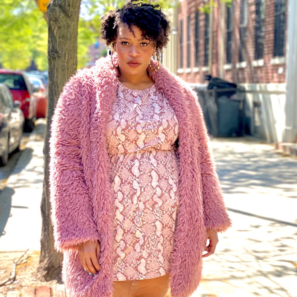 Meet your Posher, Lelia